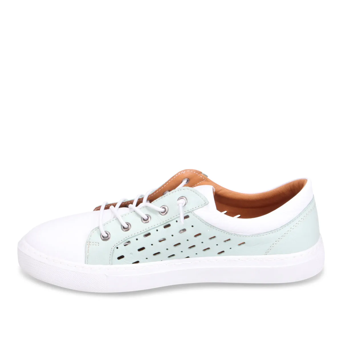 Alpha Casual Sneaker