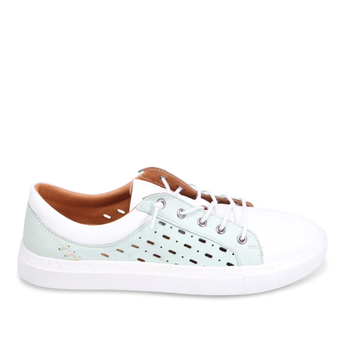 Alpha Casual Sneaker